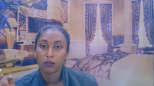 IndianSexyButt's Live XXX Chat