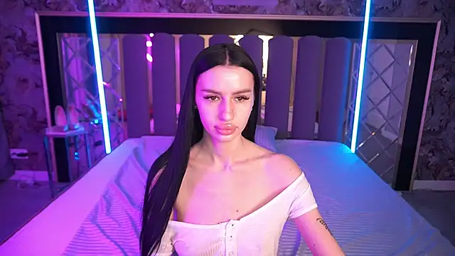 Chat +18 de Snow_WhiteeeX ao vivo