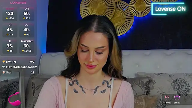 BellaKarma Adlı Modelin Canlı XXX Sohbeti