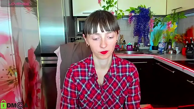 TayanaJons Adlı Modelin Canlı XXX Sohbeti