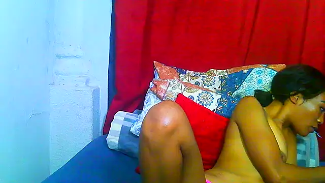 Chat XXX ao vivo de freaky_naughty