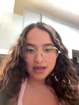 Sweet_sully__'s Webcam Show