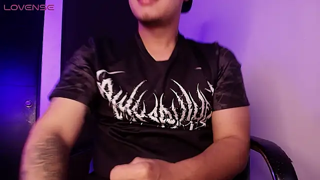 Živý XXX chat BjornSteel