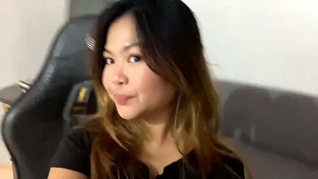 MaryjoTvedt élő XXX-chatje