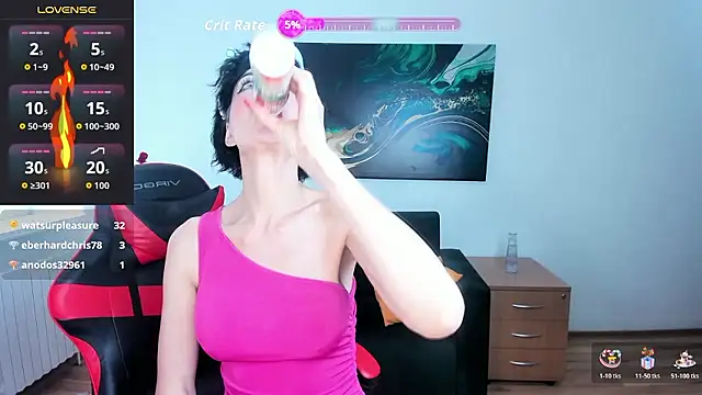 Chat +18 de Silvia_Wallec ao vivo