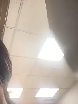 emmagirl0のライブXXXチャット