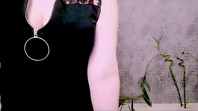 Chat +18 de Djullia ao vivo