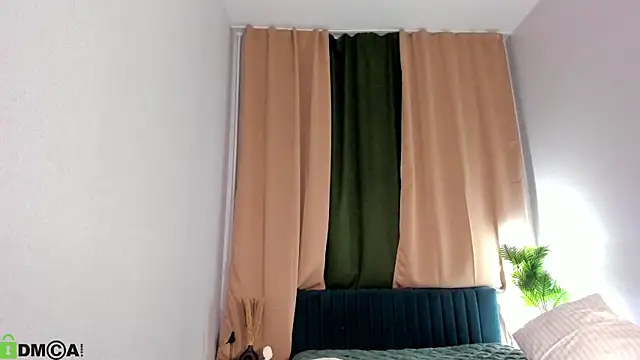 luna_c0ra – webcam-show