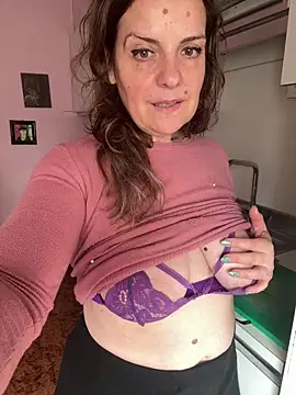 Sunbelxx élő XXX-chatje