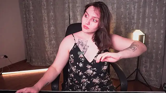 Hoot_owl_cb's Live XXX Chat