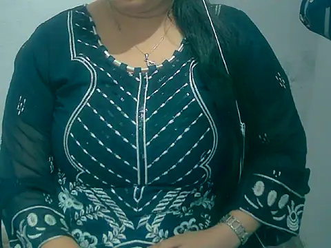 Cute_Aliyaa Webcam Show