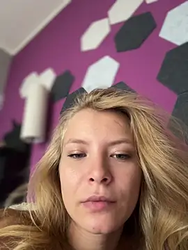 XXX chat uživo modela AnastasiaAniess