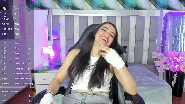 Chat XXX en directo de IsaDiiaz