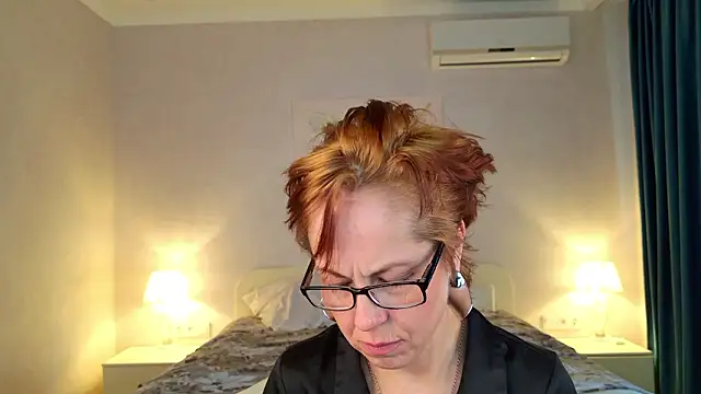 Онлайн чат XXX LioraWeiss