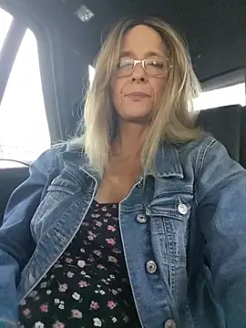 Sacha_Scorp Adlı Modelin Canlı XXX Sohbeti