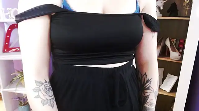 دردشة Zoey_Erotic الجنسية المباشرة