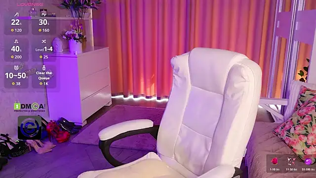 Chatroom XXX en direct de KellyKleine