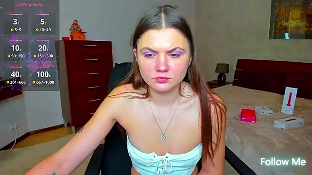 strawberrylux: απευθείας συνομιλία ΧΧΧ