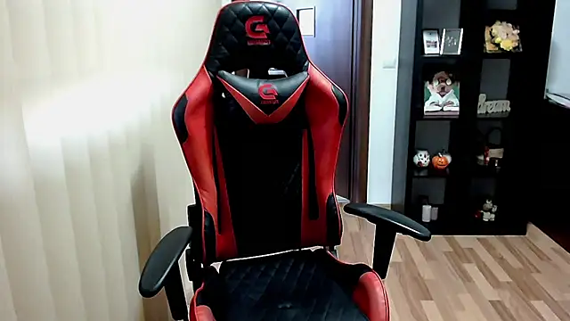 MissTroublle's Live XXX Chat