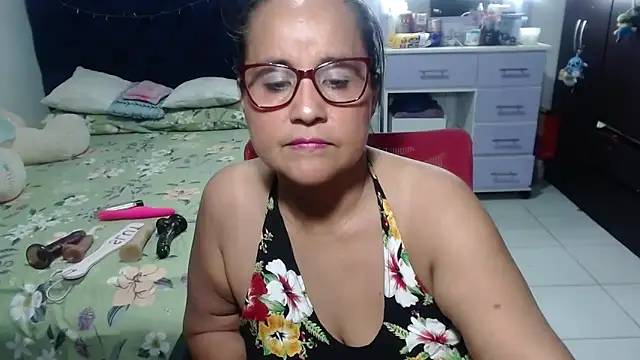 XXX chat uživo modela pervert_mommy_