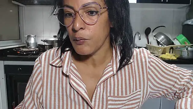 Chatroom XXX en direct de kateleyagrey