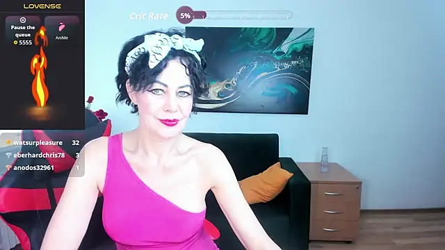 دردشة Silvia_Wallec الجنسية المباشرة