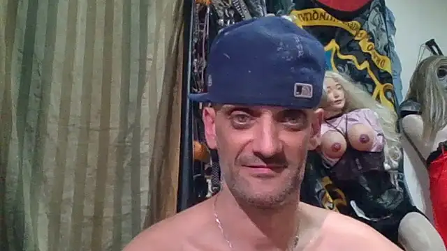 Chatroom XXX en direct de slinginbigD