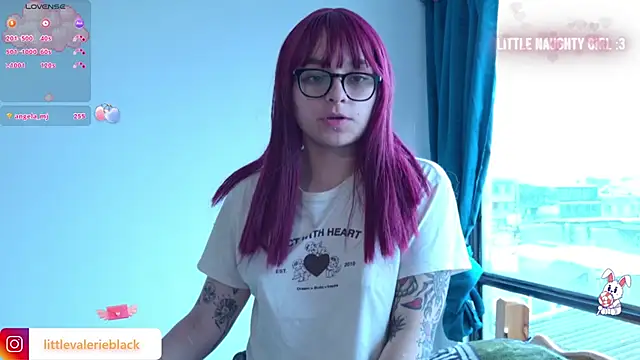 littlevalerie Chat XXX in diretta