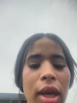 emmagirl0 élő XXX-chatje