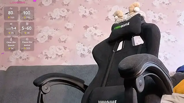 linadevine Adlı Modelin Canlı XXX Sohbeti