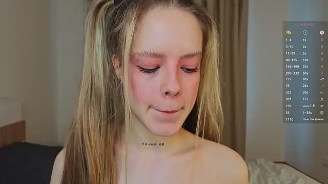 TiffinyMergist's Live XXX Chat