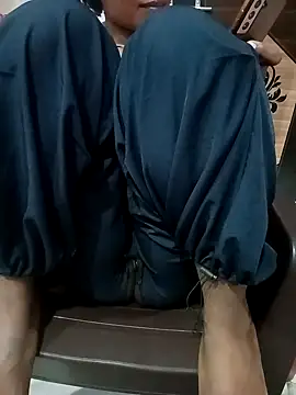 Neha_superstar Chat XXX in diretta