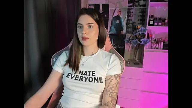 NikkieKitty's Live XXX Chat