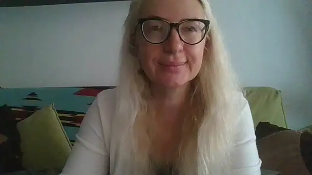 _Llinna_me Chat XXX in diretta