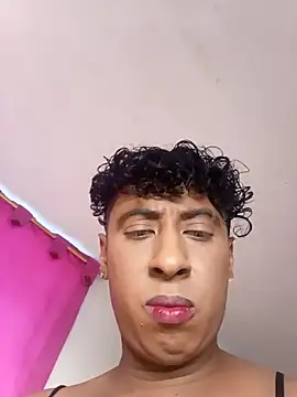 แชท XXX สดของ James_large_cock