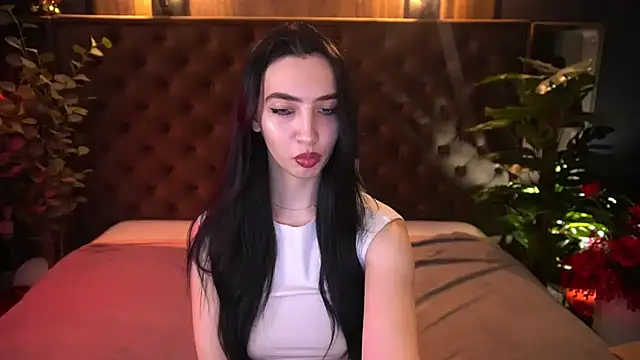 WildKittenX_ 即時 XXX 聊天