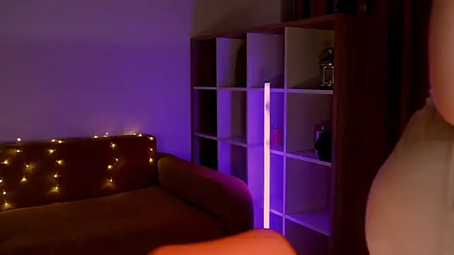 Di_na_Bell's Live XXX Chat