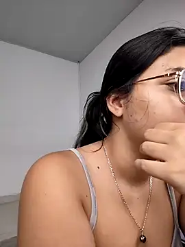 Chat +18 de harper_ks ao vivo