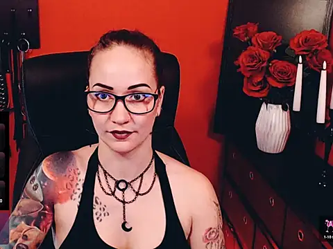 _MissJaneWarren_ Chat XXX in diretta