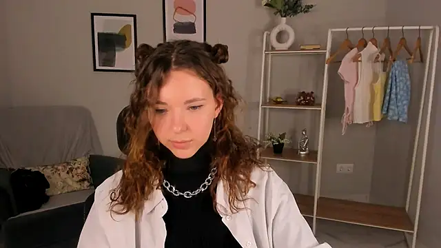 Keily_Nimmnezn Webbikameraesitys