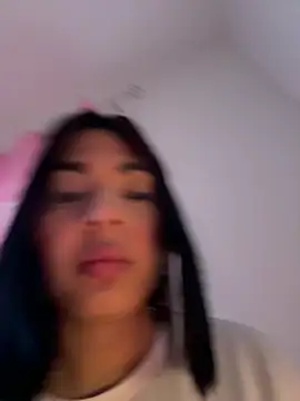 emilysixtin 现场XXX聊天