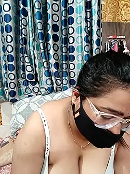 GangbangCouple 现场XXX聊天