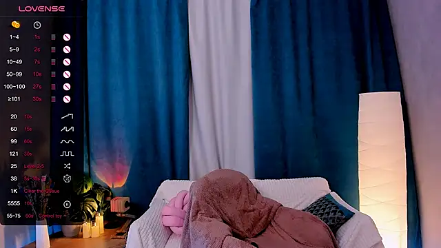 velvet_cherry_: απευθείας συνομιλία ΧΧΧ