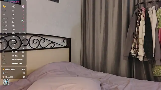 SophieRayne: вебкам-шоу