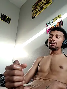 BigPrettyDick777 在線直播表演