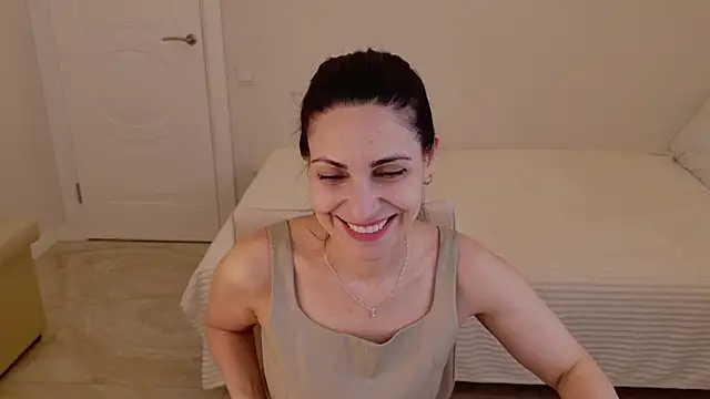 LovelyBeatrice – Live XXX-chat