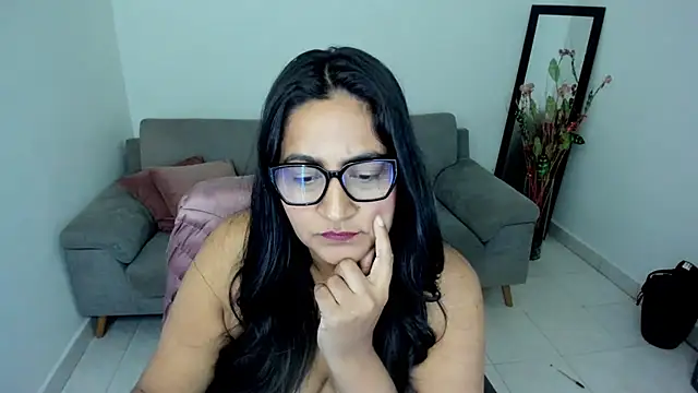 Adele_Sweett Adlı Modelin Web Kamerası Şovu