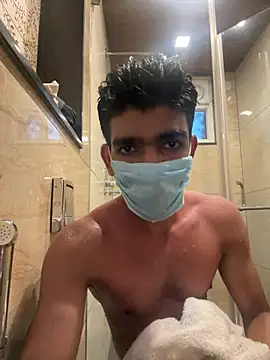 BadBoyTom78 – Kamerová šou