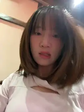 littleqiu Adlı Modelin Canlı XXX Sohbeti