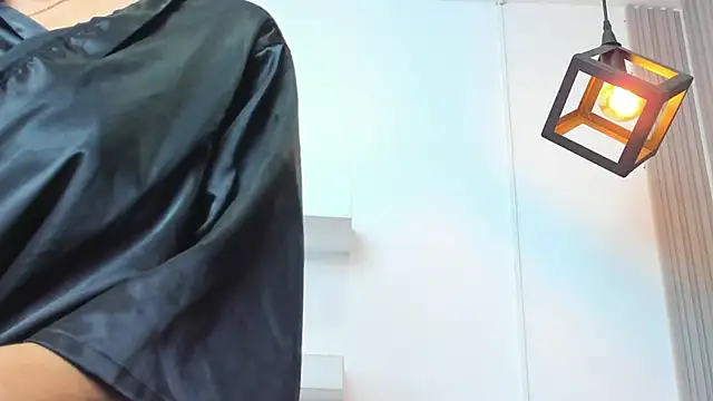 Chat +18 de IsabellaMonet ao vivo